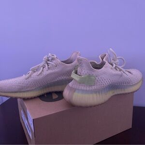 adidas Yeezy Boost 350 V2 Beige Sneakers
